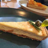 TOOTH TOOTH GARDEN RESTAURANT - 