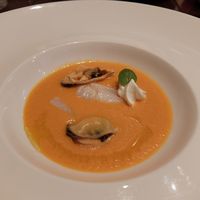 BISTRO DOUBLE - ヤリイカとムール貝のミント風味マリネ 完熟トマトのガスパッチョと共に