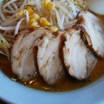 Kuruma Ya Ramen - 味噌チャーシューラーメン
                      ９００円