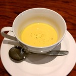 カフェ ヴァンサンヌ プリュ - Cセット（1250円）冷製かぼちゃのスープ
