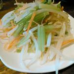 元祖ハルピン - 小松菜とモヤシの和え物