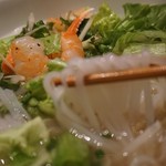 ニャーヴェトナム・フォー麺 - 