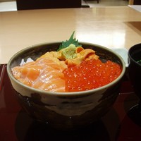 函館うに むらかみ 日本生命札幌ビル店 - 