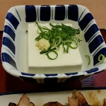 江坂食堂 - 冷た～く冷えた冷や奴