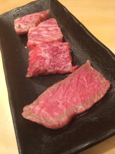 立喰い焼肉治郎丸　渋谷店>