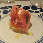 リストランテ カノフィーロ - 水牛のモッツアレラと白桃、生ハム