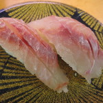 山陰のお寿司ヒトトセ - 境港産 赤いさき 238円(税別)　(2016.6)