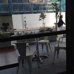 レストラン リリウム - 店内から七間町を臨む