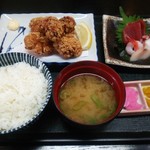 Kaisen Douraku Ikiiki - 鶏竜田揚げ定食刺身付き