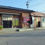 焼き鳥 たくみ - お店の外観２