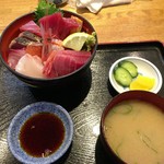 海鮮料理 みはる - 「海鮮丼」（1500円）