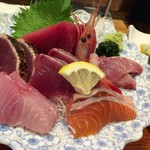 海鮮料理 みはる - 「岬 定食」（1600円）の刺身