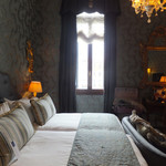 THE GRITTI PALACE - 窓の外は大運河（グランドカナル）