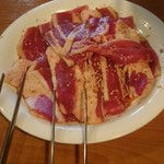 元氣七輪焼肉 牛繁 - カルビ