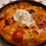 バケット - ベーコとトマトのカルボナーラ風パスタ