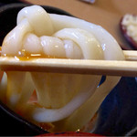 利乃利 - 黄身をつけてうどんリフト〜♪