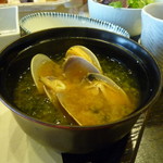 あかん鶴雅別荘　鄙の座 - 貝とあおさの味噌汁