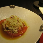 望楼NOGUCHI函館 - 酢肴：噴火湾産ゴマふぐと打野菜　支那酢掛け