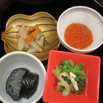 望楼NOGUCHI函館 - ～函館　四種のおばんざい～函館産イカ松前、函館産いくら醤油漬け、北斗産白菜のお浸し、自社農園産紫茄子のオランダ煮
