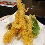 蕎麦割烹　黒帯 - 大海老が2匹