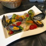 ユーロダイア - アサリと黒鯛とチェリートマトのアクアパッツァ