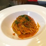 ユーロダイア - ズワイガニとかに味噌の濃厚トマトクリームソース