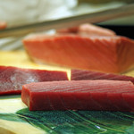 初音鮨 - 塩釜の１２０ｋｇの鮪　築地　石司商店