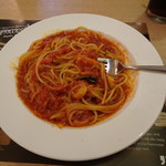 Capricciosa - トマトとニンニクのスパゲティ