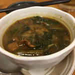 西口やきとん広場 - 昨日のカレー（200円）