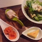 カフェ テルツィーナ  - 前菜3種+サラダ2016.7