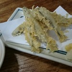 日の出寿し食堂 - 稚鮎の天ぷら