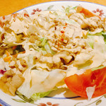 Saizeriya - 豚の温玉サラダ