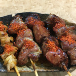 焼き鳥 てつ屋 - レバ・豚カシラ・ハツ・膝ナンコツ