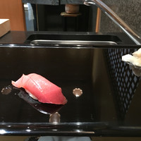 銀座 久兵衛 銀座本店 - 中トロ