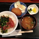 きたの屋 - 鉄火丼定食、税込750円