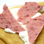 クレープ工房 - パリパリ苺チョコクレープ460円
