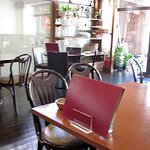 JBC cafe - 広い店内1