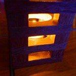 ‘Ama ‘Ama - テーブルの上の照明