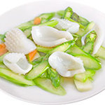 Stir-fried squid and asparagus