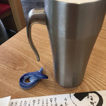 うなぎ亭 友栄 - 生ビールは ステンレスジョッキで
      最後まで冷たく飲めます(n´v｀n)✨