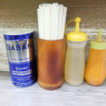 ラーメン二郎 - 卓上調味料