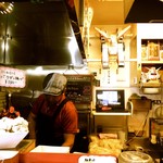 めだかタンタン - ニンニクの積み重なった部分にもガンダムが！【2015年7月4日撮影分】