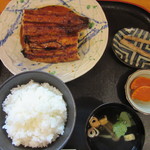 うなぎの美鶴 - 上重(2,700円)