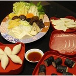 MK RESTAURANT - 2013/8