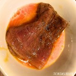 2016 野原焼きのお肉を高級卵につけた状態