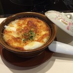 梅の花 本町店 - 豆腐のグラタン。ぽんずをかけると美味しい