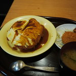 焼肉居酒屋 ないす - オムライス定食