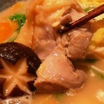 一輝 - ８時間じっくり煮込んだ鶏ガラスープを白濁にした＜水炊鍋＞