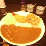 とんかつ瓢 - ヒレカツカレー  ヒマラヤブラック岩塩、ボリビアアンデスピンク、テキサス7/5