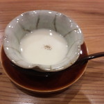 やまさん - 白とうもろこしの擂り流しスープ　とうもろこしのビシソワーズ！　和で上品です！